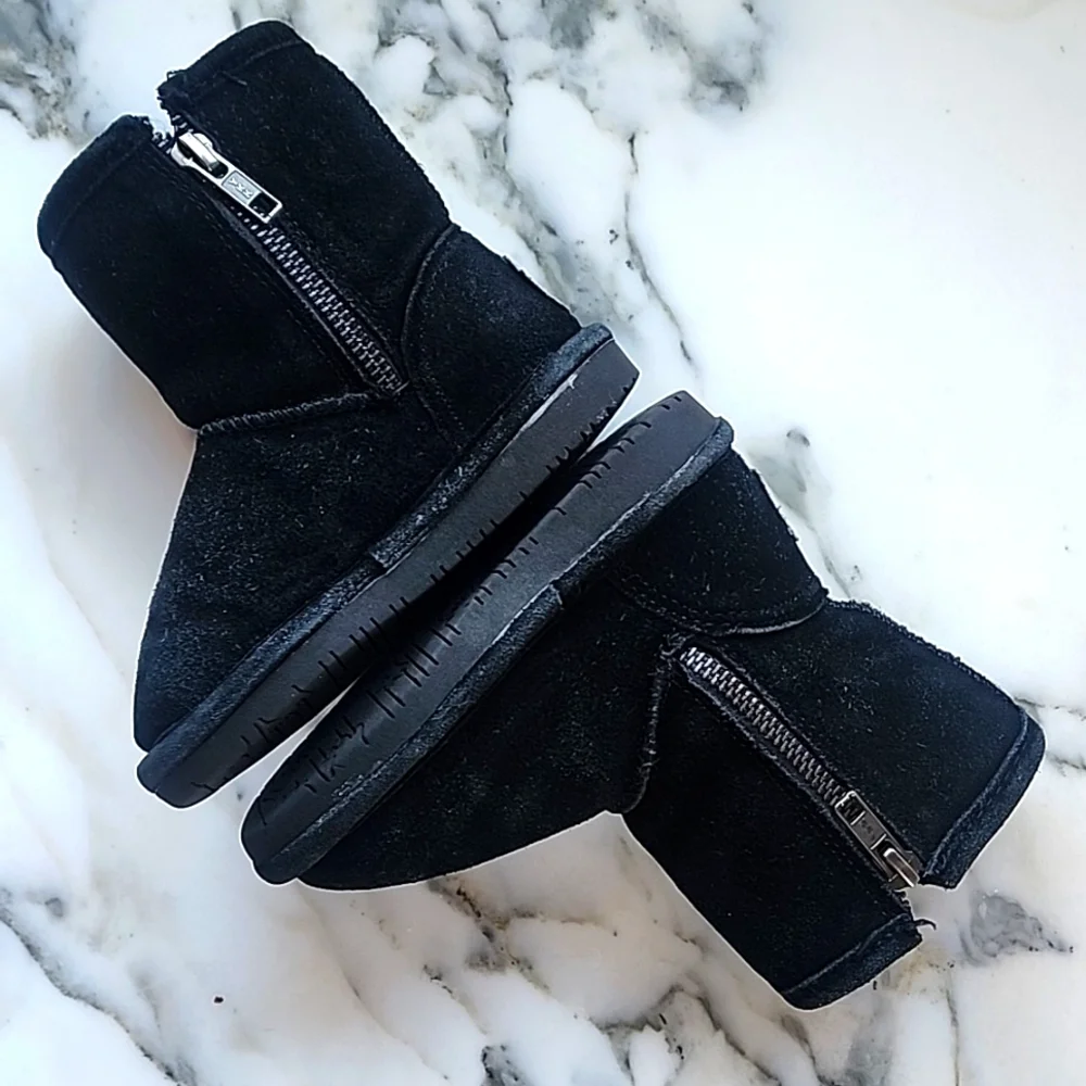 BEARPAW Emma Toddler Size 7 Black Suede Sherpa Lined Zip Winter Boots